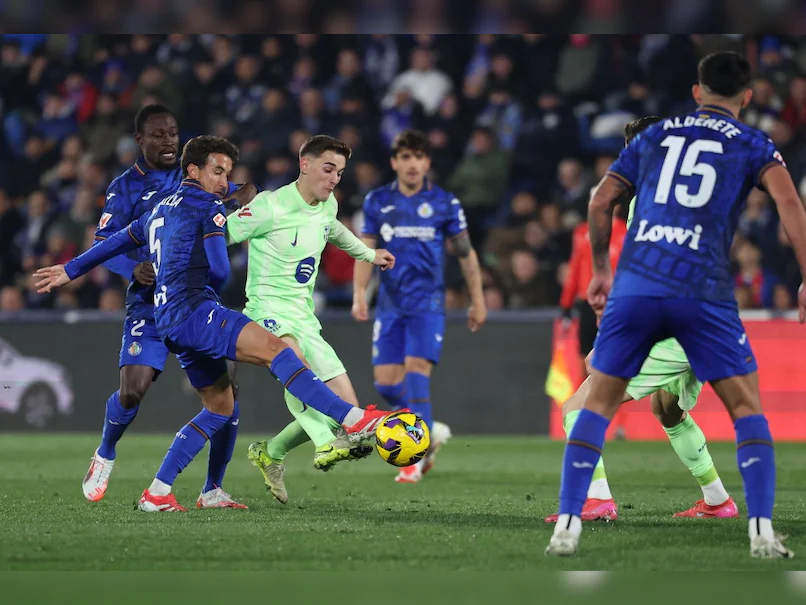 Barcelona Held to 1-1 Draw by Getafe, Atletico's Winning Streak Ends at Leganes