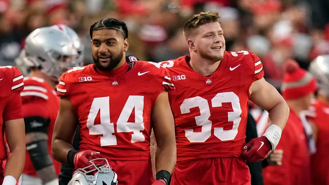 Texas Star Receiver Matthew Golden Leaves Semifinal Game Against Ohio State with Foot Injury
