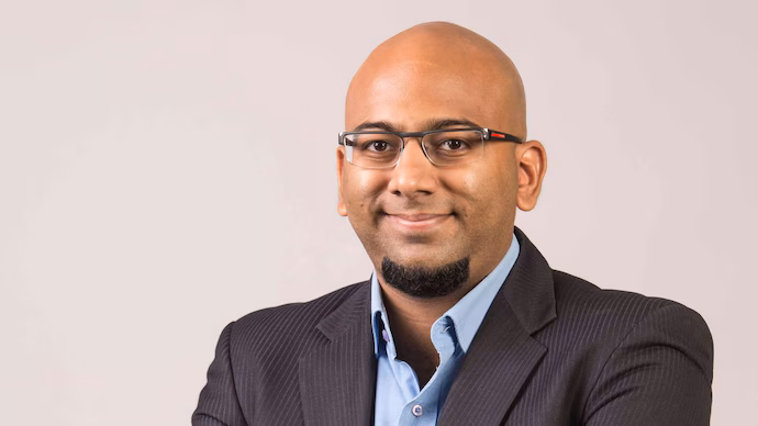 Bombay Shaving Company CEO Shantanu Deshpande Sparks Debate on Work Culture and Wealth Inequality in India