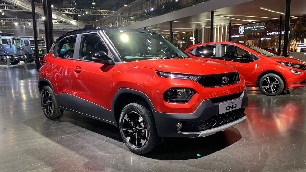 Tata Punch Flex Fuel 2025: India First 100% Ethanol SUV – Launch, Features & Specs!