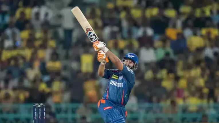 Rishabh Pant Smashes Helicopter Shot